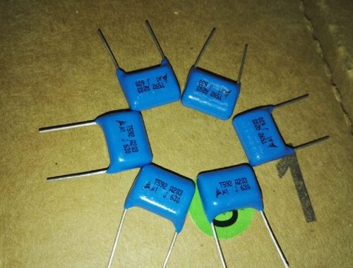 B32592C8104J8 T592  U1J630 薄膜电容器 0.1UF 630V MKT  西门子