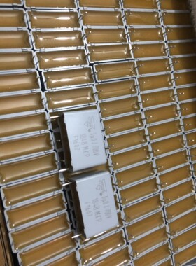 MKP1848530704K2 Vishay 薄膜电容器MKP1848 700V 3U0  27.5mm