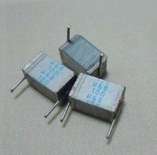 B32561D1684K  薄膜电容器  B32561 100v0.68uF 西门子SIEMENS