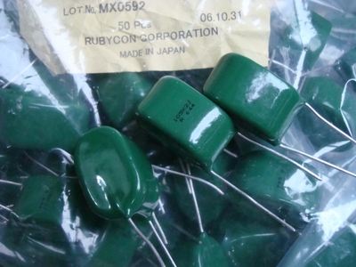 630MMW105KHP  Rubycon红宝石CBB薄膜电容 630V1UF 105K2J 15MM