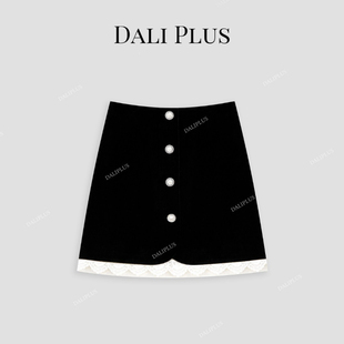 高腰精致钻石圆环扣拼接下摆撞色蕾丝半裙 D5XT6008