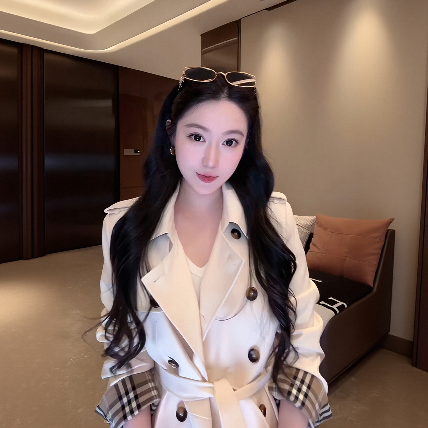大李plus“短款风衣”双排扣收腰伞摆不挑人外套-SD604184