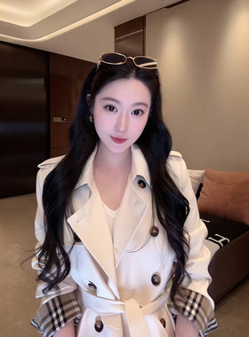 大李plus“短款风衣”双排扣收腰伞摆不挑人外套-SD604184