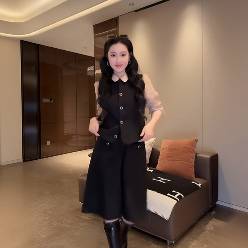 大李plus“马术风五分裤”醋酸羊毛混纺百搭两粒扣中裤SD608110-2