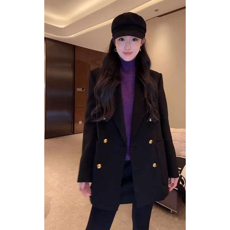 黑金双排扣中长款呢大衣