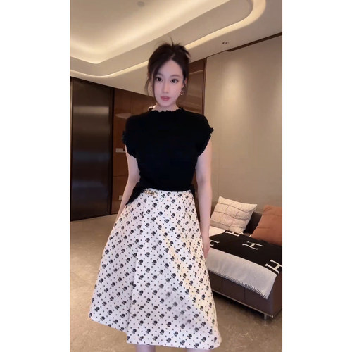 大李plus蚕丝羊毛混纺花边针织T恤女夏季肌理感基础百搭无袖上衣