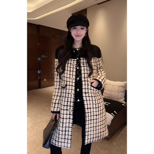 大李plus“20苏丽拼接格纹三星95白鹅绒”香风中长羽绒服D5ST1631