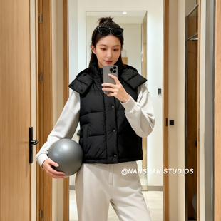 冬季白鸭绒泡芙连帽外套女保暖马甲羽绒服Wunder Puff短款马甲