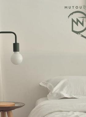 现北欧网红i床ns台灯卧室温馨50183漫简约代大学生创意书桌护眼浪