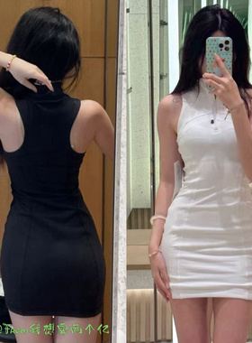 掌管身材的神！From上新Defne Dres半拉链立领运动包臀无袖连衣裙