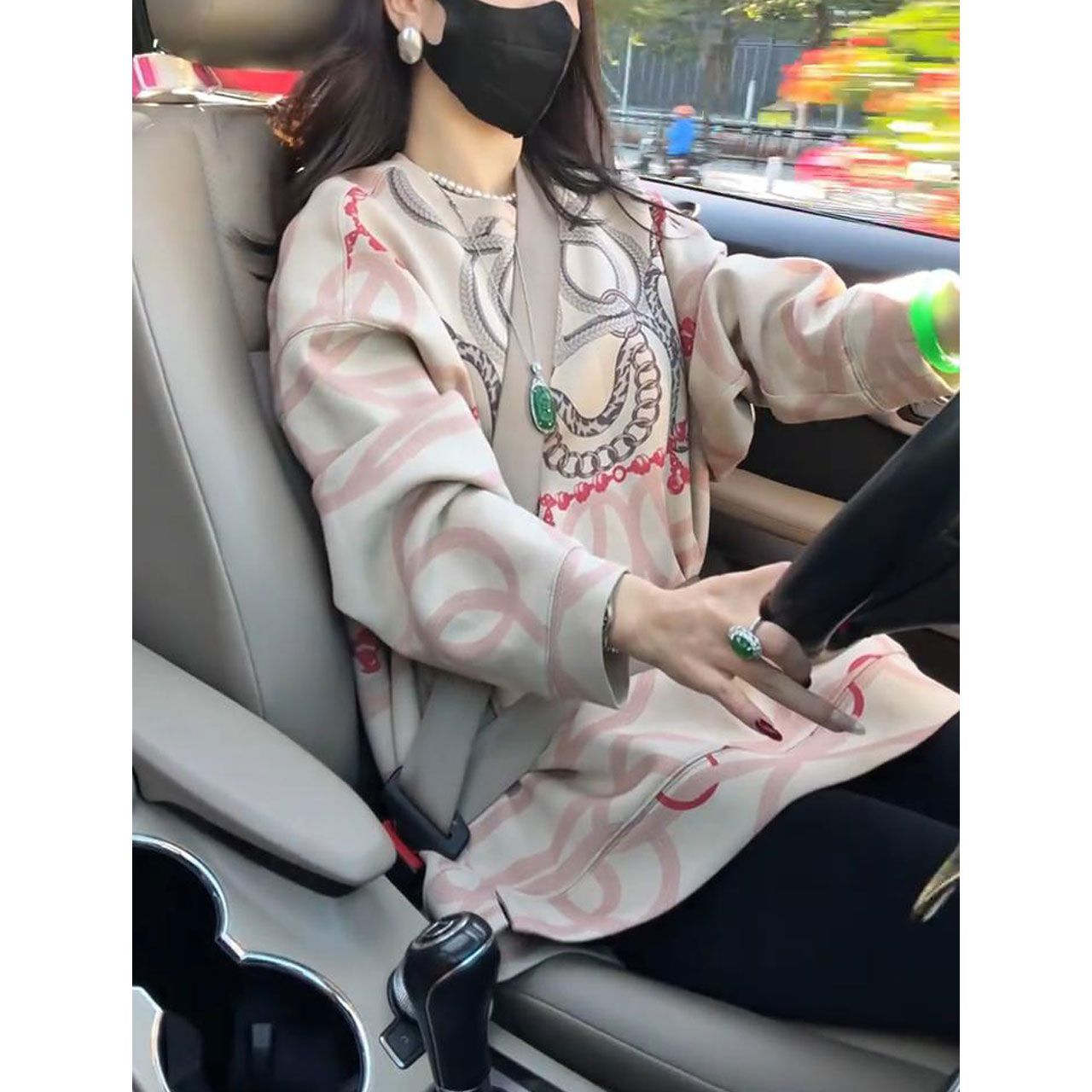 时尚洋气中长款遮肉显瘦上衣