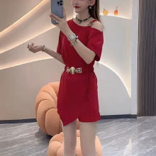2025夏季露肩短袖上衣短裤两件套女新款气质小个子设计感显瘦套装