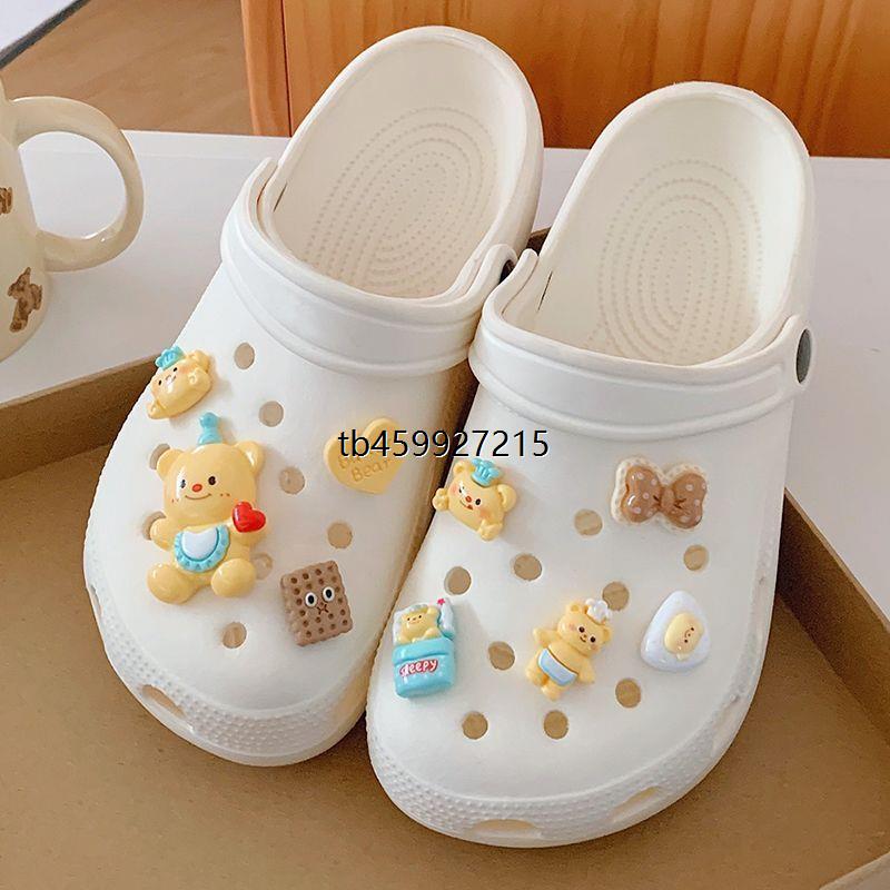 卡通黄油小熊洞洞鞋女款