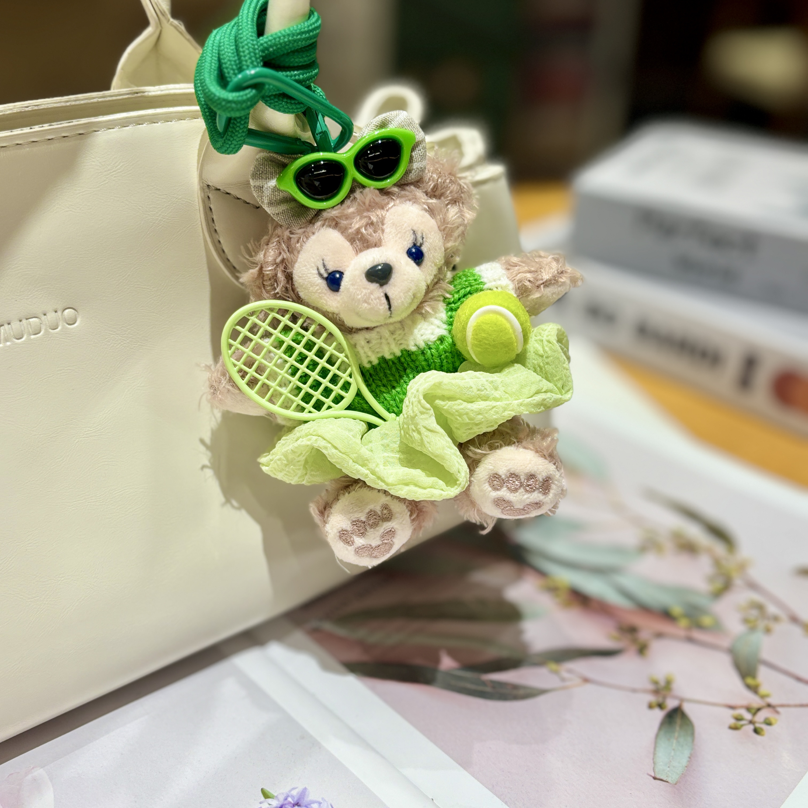 新款可爱绿色雪莉玫毛绒公仔网球包挂件生日礼物运动挂件礼盒田园