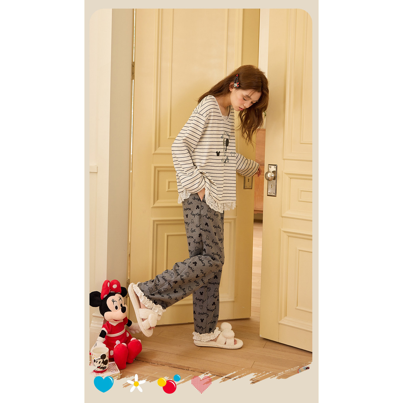Disney/迪士尼女生士羊绒女秋冬长袖卡通印花舒适休闲家居服0197