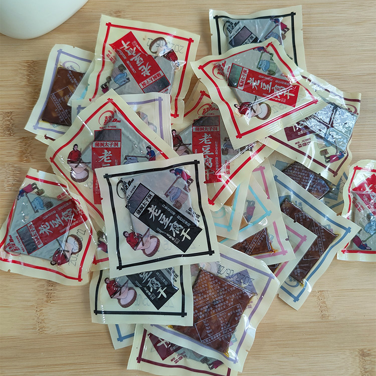 太子洞老豆干免切片装五香麻辣豆腐干追剧旅行小包装零食豆干下酒