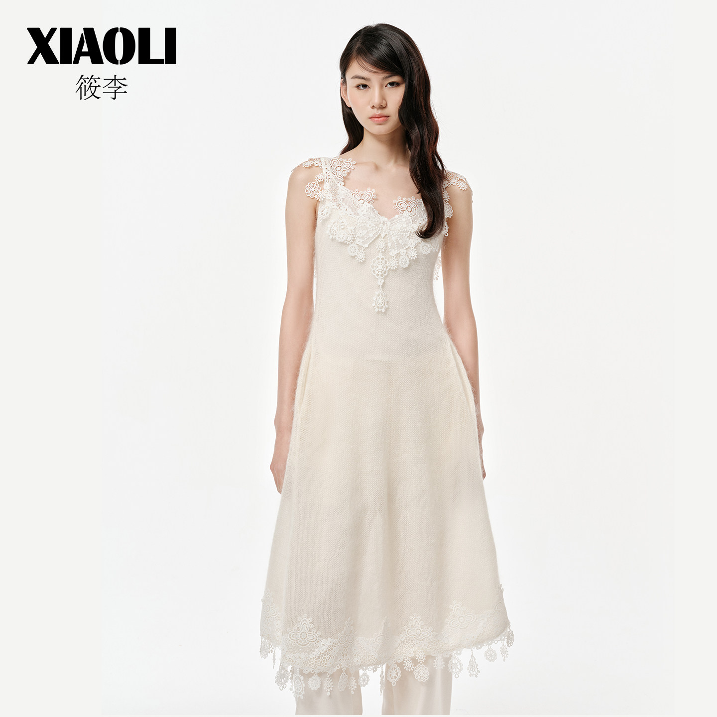 【XIAOLI筱李】都市波嬉风米色马海毛V领蕾丝吊带连衣裙春新品
