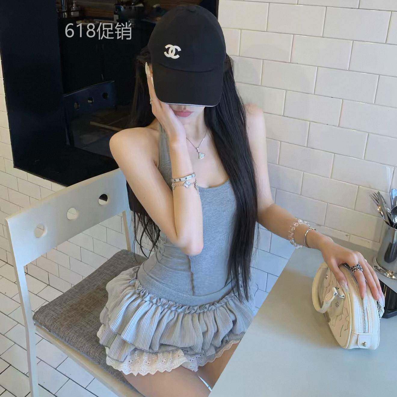 甜辣妹高级感挂脖背心显瘦连衣裙女夏季2026新款蕾丝拼接蛋糕短裙