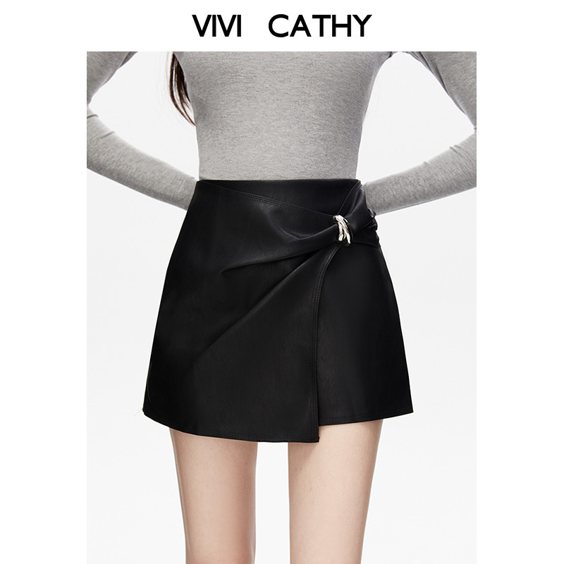 VIVICATHY2025秋高级感黑色金扣皮裙包臀裙女高腰气质褶皱半身裙