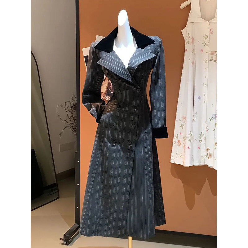 韩系超绝收腰立体条纹拼接外套风衣女秋季新款高级感气质长款大衣