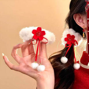 新年红色毛绒花朵大肠发圈女喜庆氛围感发饰2025春节国风飘带头饰