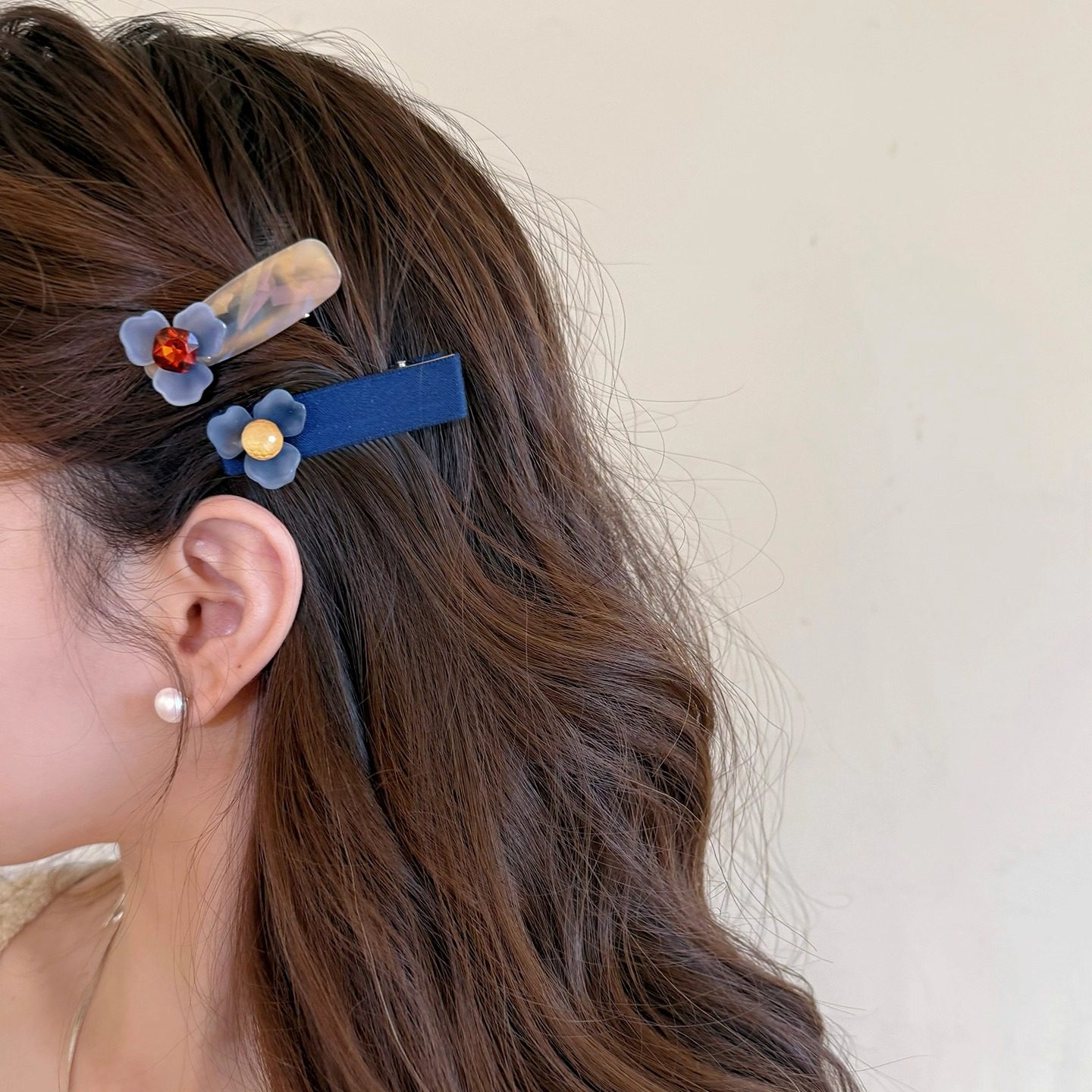 复古清新三瓣花朵鸭嘴夹子女外出时尚发卡后脑勺高级感刘海侧边夹,饰品/流行首饰/时尚饰品新,发饰,淘宝优惠券,粉丝福利购,淘宝优惠卷
