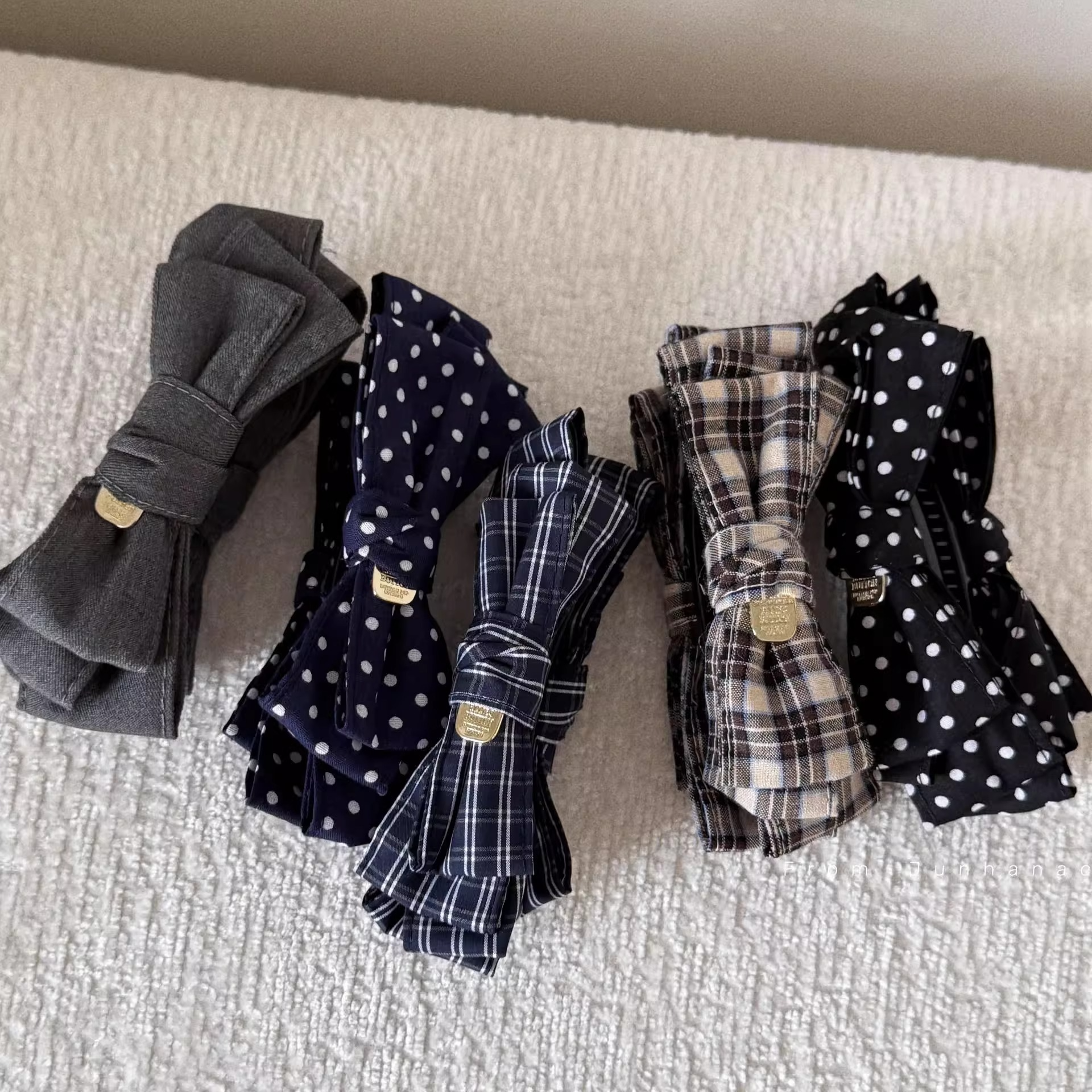 英伦藏青波点蝴蝶结香蕉夹格纹经典复古撞色布艺发夹头饰女,饰品/流行首饰/时尚饰品新,发饰,淘宝优惠券,粉丝福利购,淘宝优惠卷