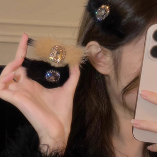 韩系毛毛侧边发夹高端闪钻秋冬前额刘海边夹2025新款 碎发夹子头饰