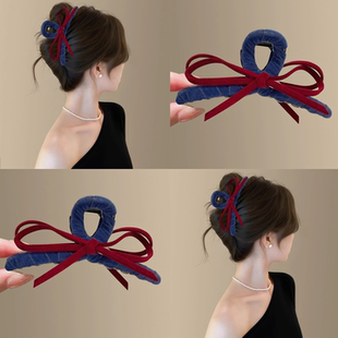 大号鲨鱼夹马尾头饰盘发 2025新款 尔冰波冬 雾蓝丝绒蝴蝶结抓夹