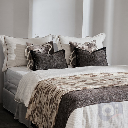 轻奢极简样板间样板房展厅床品多件套米白灰软装设计酒店四件套