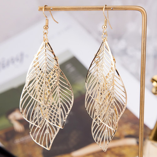 耳环新款2022年女长款气质超仙韩国个性网红百搭树叶森系耳夹耳饰