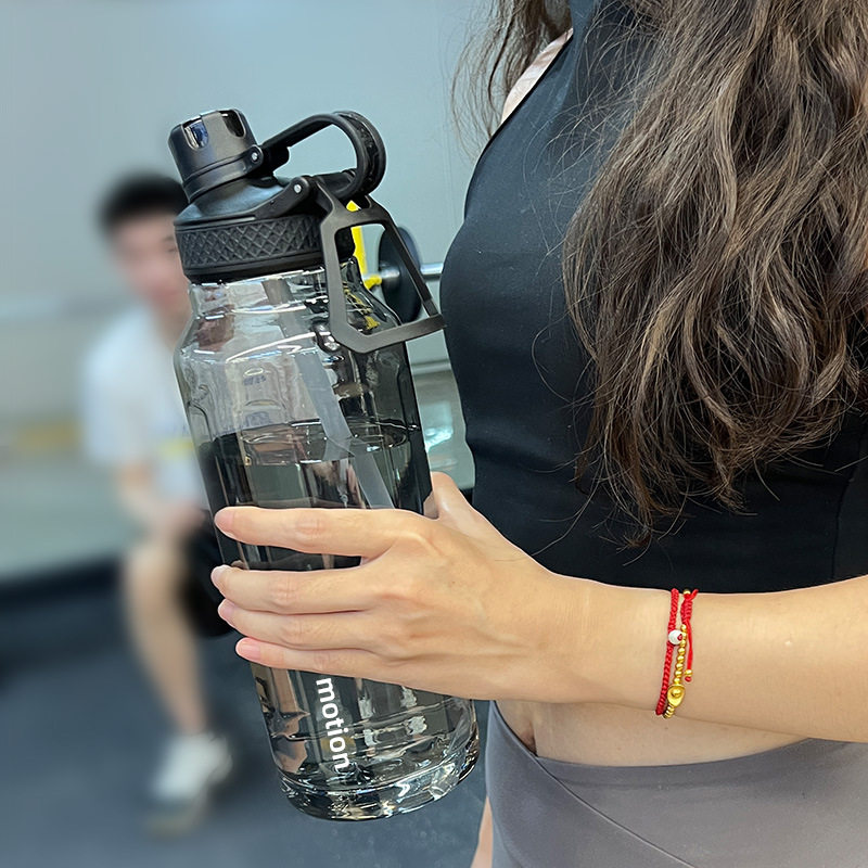 超大容量水杯大号1500ml