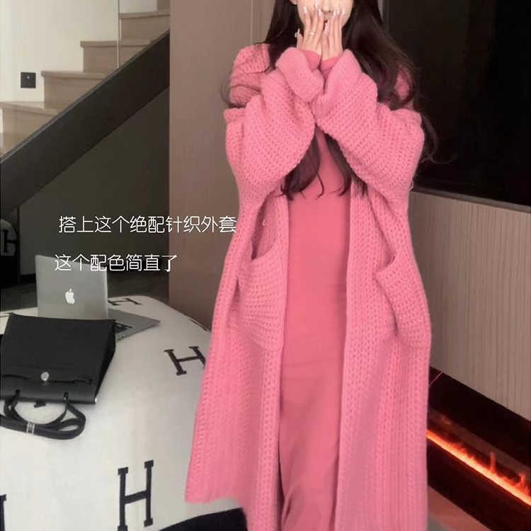 配大衣打底针织鱼尾连衣裙女春秋