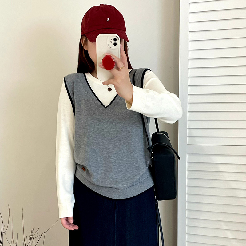 大码女装圆领假两件撞色上衣2025秋款胖mm宽松休闲针织衫女23309