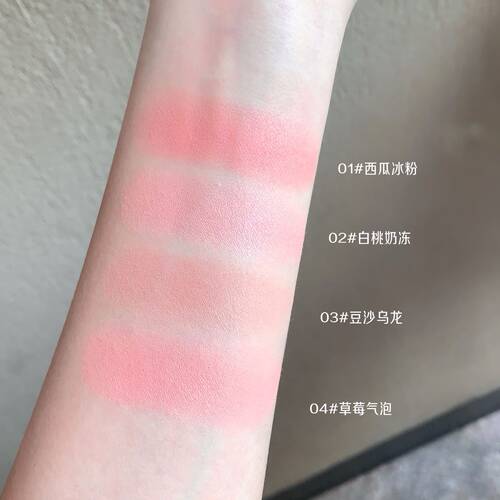 Kakashow魅力幻想腮红五花肉提亮气色自然修饰持久妆效低饱和胭脂