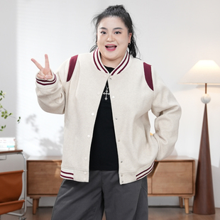 福饮沸别【棒球女孩】大码胖mm秋季显瘦美式复古夹棉棒球外套2571