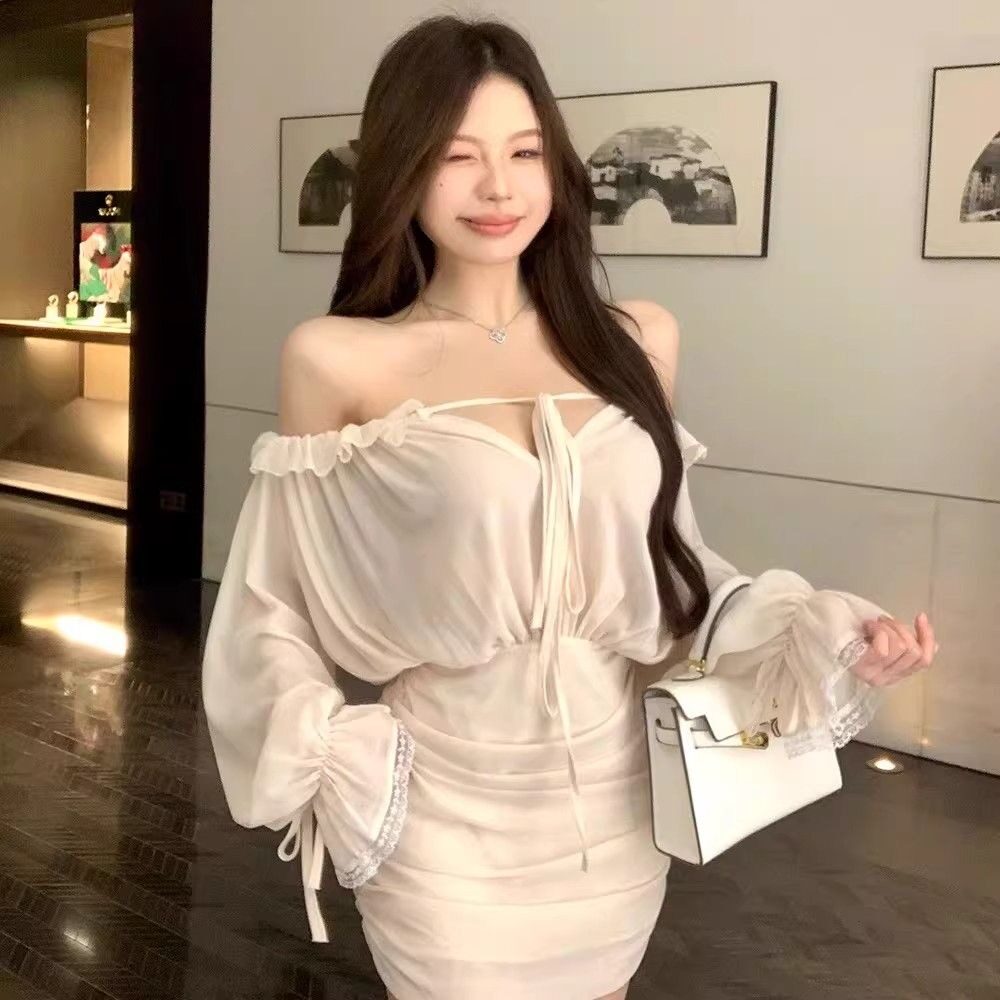 法式一字肩系带长袖连衣裙女秋季褶皱修身纯欲辣妹荷叶边包臀裙子