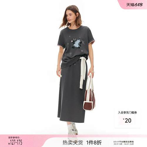 独束多身型多尺码治愈系线描手绘感印花休闲T恤套装2026时尚套装