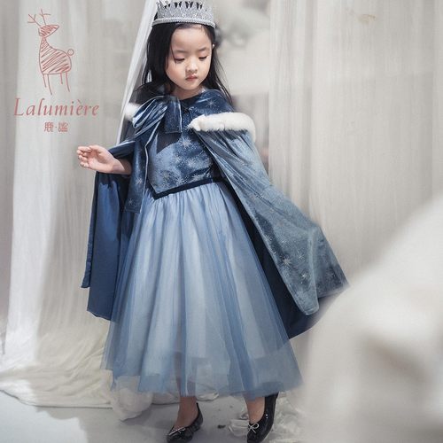鹿谧原创艾莎裙蓝丝绒雪花披风