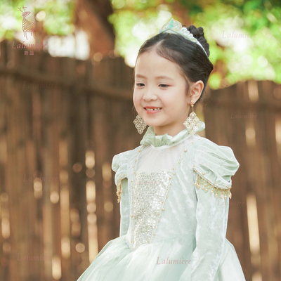 鹿谧茉莉公主裙迪士尼演出礼服