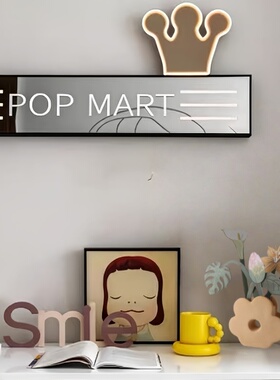 样板间儿童房卧室书桌女孩房摆件