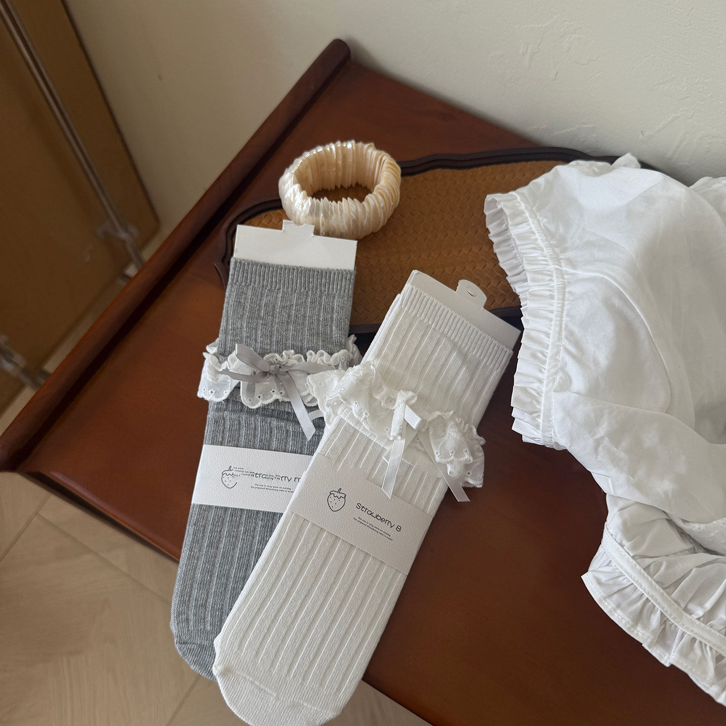 甜美蝴蝶结花边蕾丝中筒袜女薄款透气堆堆袜纯棉女袜韩系儿童成人