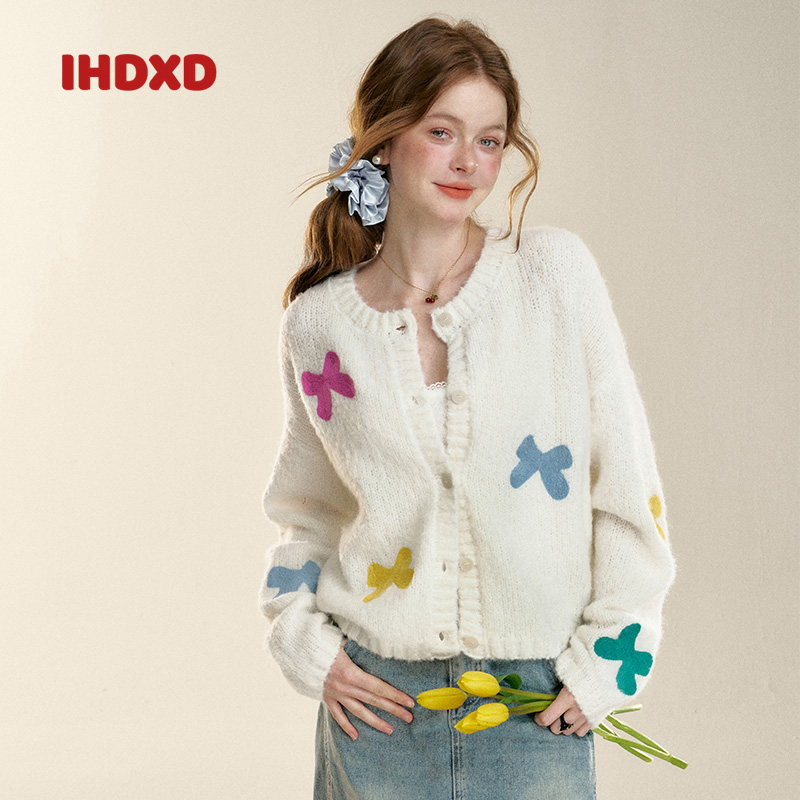 IHDXD  彩色蝴蝶结毛衣秋冬手勾花减龄开春针织开衫可爱通勤休闲