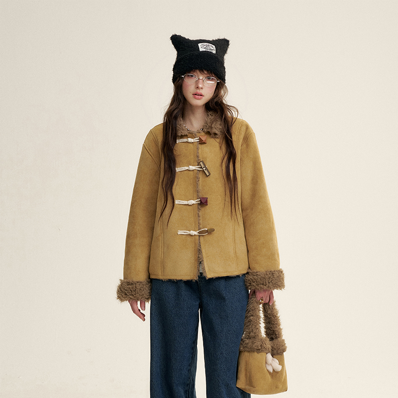 【所有姐姐的衣橱直播间】IHDXD 彩扣毛毛外套/蓝色翻边牛仔裤