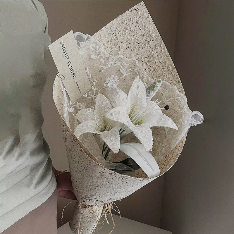 蕾丝百合花束礼物永生花仿真香皂花束生日礼物女生友送闺蜜情人节