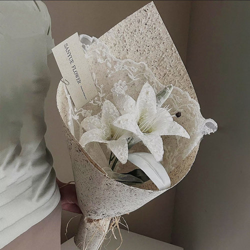 蕾丝百合花束礼物永生花仿真花束