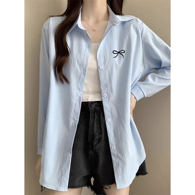 浅蓝色衬衫薄款开衫外套外搭女士2025秋款新款小个子漂亮衬衣上衣
