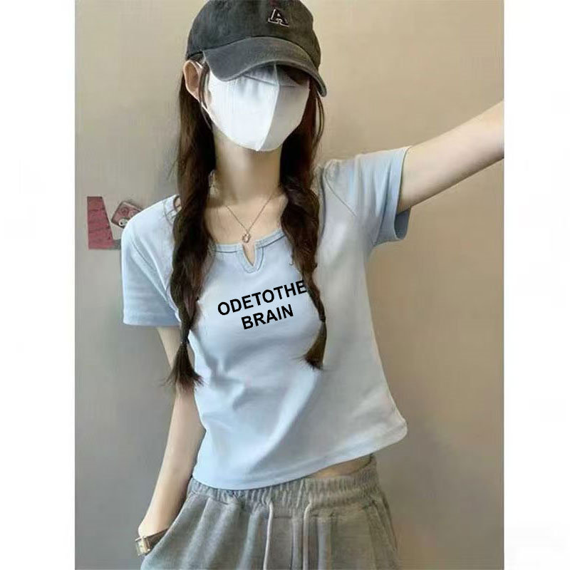 天蓝色棉质短袖T恤女夏日多巴胺穿搭小个子正肩小V领短款修身上衣