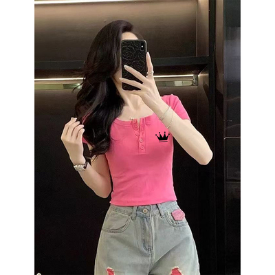 纯欲风紧身正肩短袖女短款纽扣上衣夏季新设计感低领美式辣妹T恤