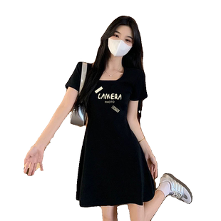 小个子黑色u领短袖连衣裙女装夏季新款修身显瘦辣妹收腰a字短裙子